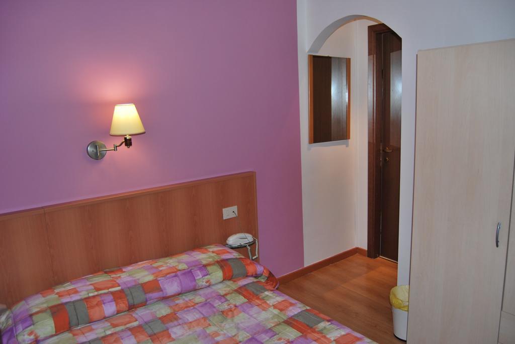 Hotel Alabarda Triest Exterior foto